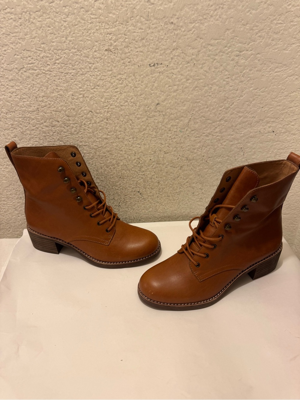 Madewell The Patti Lace-Up Boot, Size 7.5 English Saddle Color Cognac